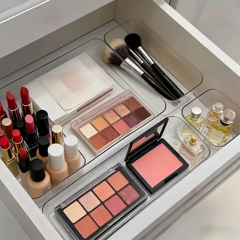Organizer with products