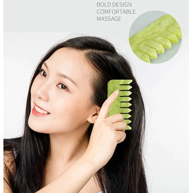 Gua sha with pouch